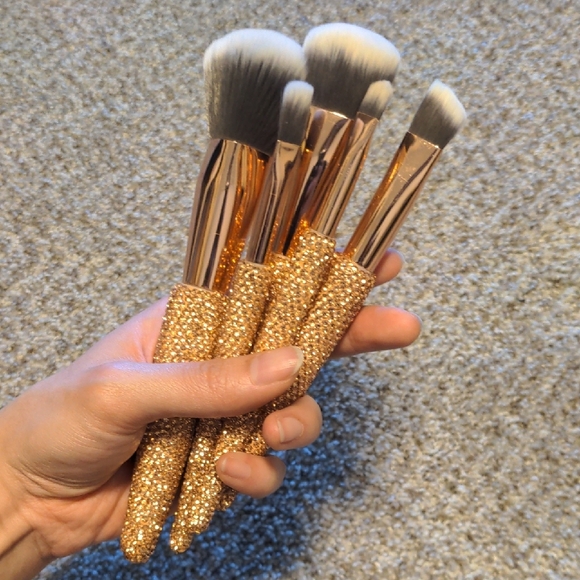 LYS Complete Confidence 5PC Full Face Rhinestone Brush Set - Picture 1 of 7